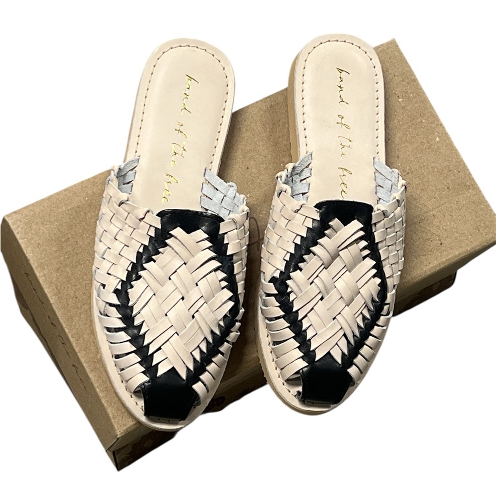 NEW Band of the free COMET BONE AND BLACK WOVEN LEATHER MULE Huaraches  Sz 7 - Picture 8 of 10